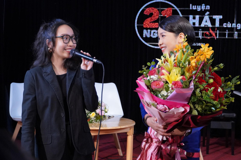 Ca sỹ Mỹ Linh và con gái Mỹ Anh tại lễ công bố dự án. (Ảnh: NVCC)