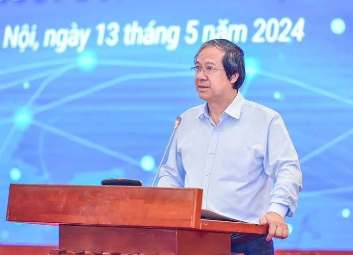 Bộ trưởng Nguyễn Kim Sơn phát biểu chỉ đạo tại hội thảo. (Ảnh: Bộ GD-ĐT)