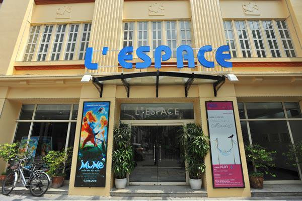 L'Espace là một không gian văn hóa được cải tạo từ nhà in của báo Nhân Dân ngày xưa. (Ảnh: Viện Pháp tại Hà Nội)