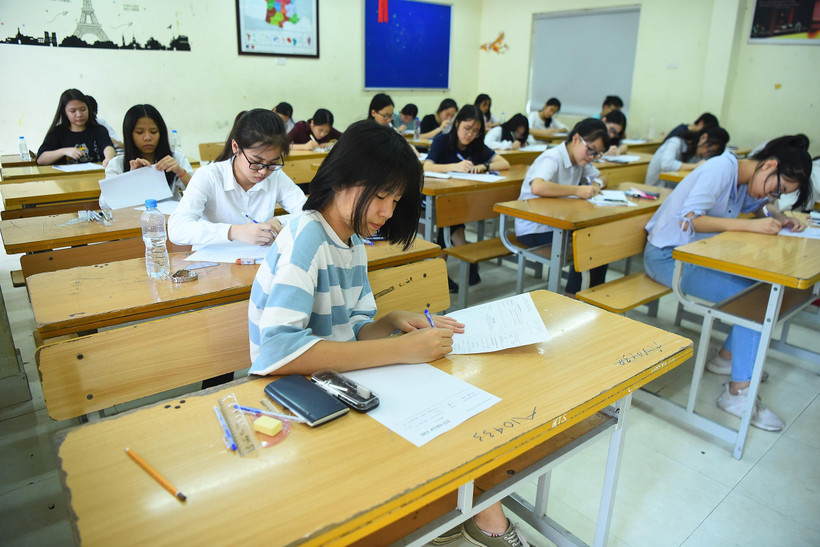 Học sinh Hà Nội dự thi vào lớp 10 trung học phổ thông. (Ảnh: Thanh Tùng/Vietnam+)