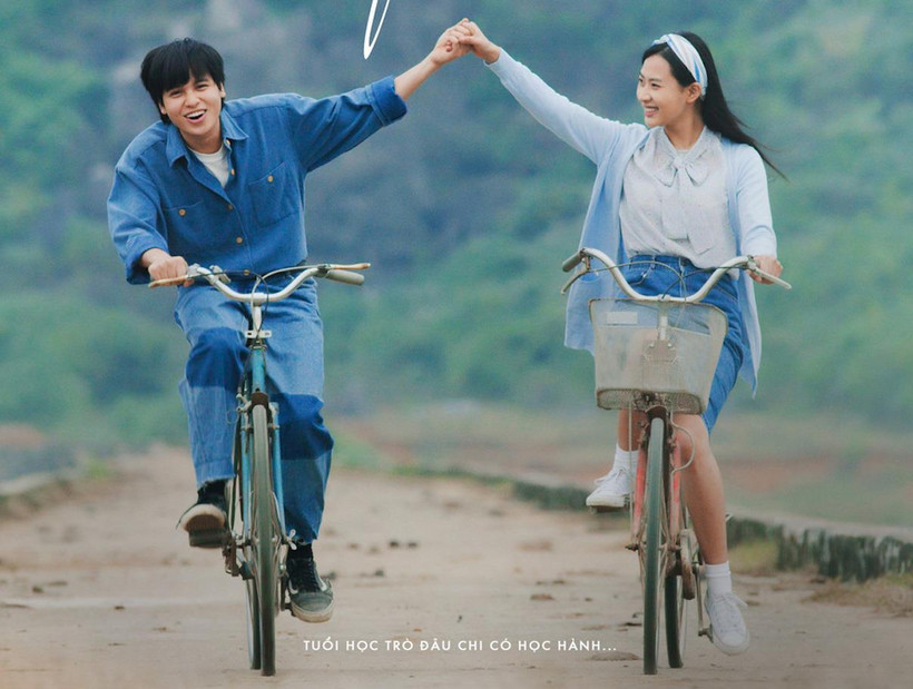 Chất liệu của "Tháng 5 để dành" những kỷ niệm tuổi học trò giản dị, trong sáng mà thế hệ 8X từng trải qua. (Ảnh: ĐLP)