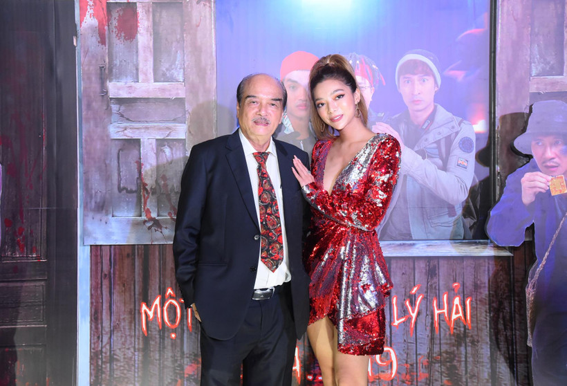 Hai cha con chưởng môn Vịnh Xuân Nam Anh và Katleen Phan Võ tại sự kiện. (Ảnh: PV/Vietnam+)