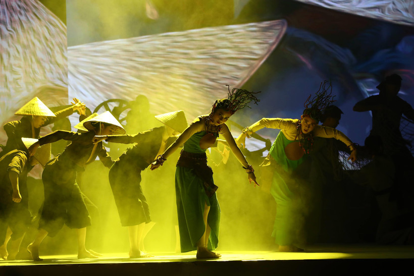 Sân khấu mở cửa trở lại là tin vui đối với khán giả và nghệ sỹ. (Ảnh: Nam Nguyễn/Vietnam+)