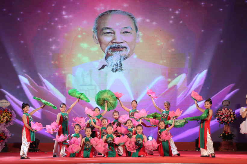 Chương trình nghệ thuật sẽ có các tiết mục về tình cảm của Bác Hồ dành cho thiếu nhi. (Ảnh: PV/Vietnam+)