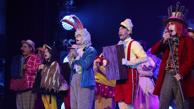 Các nhân vật trong vở nhạc kịch Shrek The Musical. (Ảnh: Minh Anh/Vietnam+)