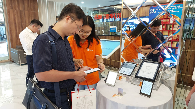 Số lượng sách điện tử được xuất bản năm 2023 tăng vượt chỉ tiêu. (Ảnh: Minh Thu/Vietnam+)