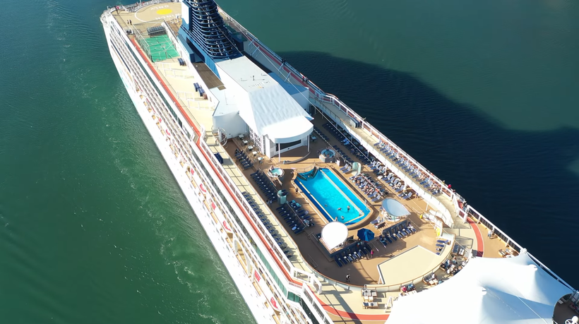 Du thuyền Norwegian Spirit từ trên cao. (Ảnh: Cruises It and Resorts)