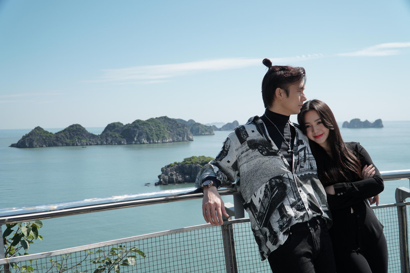 Nhan Phúc Vinh vào vai một chàng công tử nhà giàu thất thế. (Ảnh: VTV)