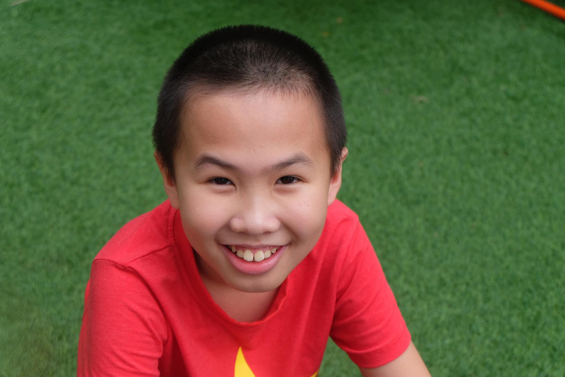 Cao Việt Quỳnh - tác giả của "Người sao chổi: Cuộc chiến vòng quanh thế giới." (Ảnh: Gia đình cung cấp)