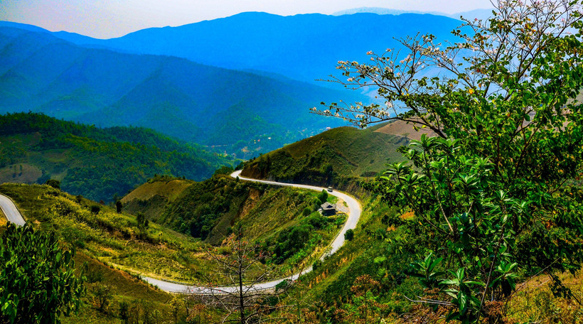 Đèo Pha Đin, cung đường huyền thoại nối Sơn La và Điện Biên. (Ảnh: Trịnh Xuân Tư/TTXVN)