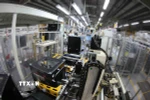 Dây chuyền lắp ráp máy giặt tự động hóa của Công ty LG Electronics Việt Nam Hải Phòng (100% vốn Hàn Quốc). (Ảnh: Vũ Sinh/TTXVN)