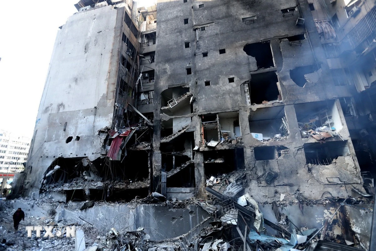 Hezbollah và Israel tiếp tục giao tranh dù lệnh ngừng bắn còn hiệu lực