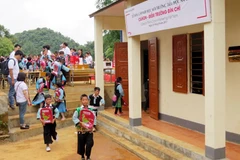 Học sinh điểm trường Đìn Chí đã có phòng học mới để chào đón ngày khai giảng 5/9. (Ảnh: T.H/Vietnam+)