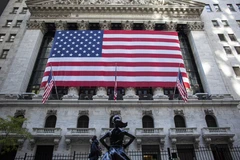 Chính phủ Mỹ có nguy cơ chạm mức nợ trần trong tháng 10 tới