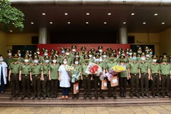 Y, bác sỹ Công an lên đường hỗ trợ Thành phố Hồ Chí Minh và Bình Dương