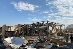 Tấn công bằng máy bay không người lái nhằm vào sân bay ở Iraq