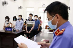 Phạt tù nhóm tổ chức cho người trốn sang Hàn Quốc theo chuyên cơ