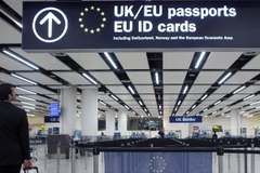 Anh không chấp nhận thẻ định danh của Liên minh châu Âu