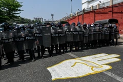 Tổng Thư ký ASEAN gặp Chủ tịch Hội đồng điều hành nhà nước Myanmar