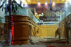 [Video] Truy tìm đối tượng ném mìn tự chế vào tiệm vàng tại Hải Phòng