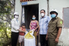 Xuất cấp 42.000 tấn gạo dự trữ quốc gia hỗ trợ người dân gặp khó khăn