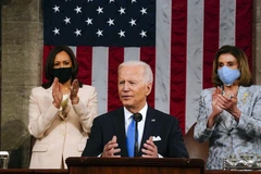 100 ngày “xây dựng lại nước Mỹ": Kết thân đối tác, thăm dò đối thủ