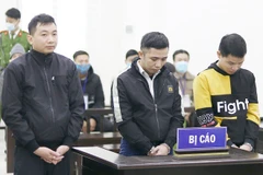 Phạt tù nhóm tội phạm lợi dụng "lỗ hổng" chiếm đoạt tiền của ngân hàng