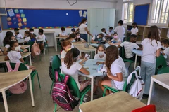 Mới có hơn 50% trường học toàn cầu mở lại lớp học trực tiếp