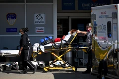 Mỹ ghi nhận số ca nhập viện vì COVID-19 cao nhất trong 8 tháng qua