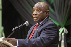 Tổng thống Nam Phi quay lại làm việc sau quá trình cách ly vì COVID-19