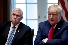 Tổng thống Trump gặp Phó Tổng thống Pence sau vụ bạo loạn Quốc hội Mỹ