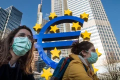 ECB hối thúc các nước Eurozone sớm hành động triển khai Quỹ phục hồi