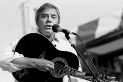 Nhạc sỹ kiêm ca sỹ nhạc đồng quê Tom T. Hall. (Nguồn: tennessean.com)
