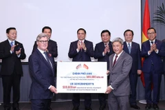 Thủ tướng Phạm Minh Chính làm việc với lãnh đạo Tập đoàn AstraZeneca