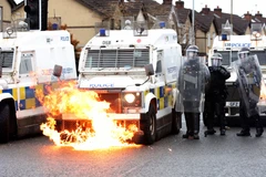 Thủ tướng Ireland cảnh báo Bắc Ireland trở lại "vòng xoáy xung đột"