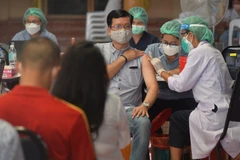 Thái Lan: Bangkok đặt mục tiêu tiêm 70% dân số trước thời điểm mở cửa