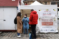 Pháp ghi nhận ca đầu tiên nhiễm biến thể virus mới phát hiện ở Nam Phi