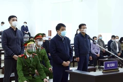 Vụ mua chế phẩm Redoxy-3C: Ông Nguyễn Đức Chung bị tuyên phạt 8 năm tù