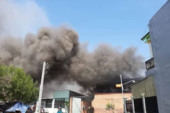 Hiện trường nơi xảy ra vụ cháy. (Ảnh: Huyền Trang/TTXVN) 