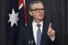 Bộ trưởng Quốc phòng Christopher Pyne. (Nguồn: Pedestrian TV)