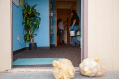 Khử trùng một lớp học ở Grand Junction, Colo. (Nguồn: nytimes.com)