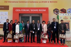 Đoàn Việt Nam tham dự Hội chợ và Hội nghị về y học cổ truyền International AROGYA 2019 tại Varanasi, Ấn Độ. (Ảnh: Huy Lê/Vietnam+)