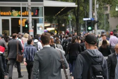 Người dân trên đường phố Melbourne. (Nguồn: ABC)