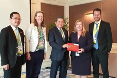 Chủ nhiệm Ủy ban Đối ngoại Nguyễn Văn Giàu tiếp Nghị sỹ Elin Agdestein, Trưởng đoàn Nghị viện Na Uy tham dự Đại hội đồng AIPA 40. (Nguồn:daibieunhandan.vn)