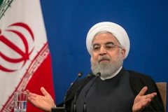 Tổng thống Iran Hassan Rouhani phát biểu trong cuộc họp báo tại Tehran. (Ảnh: THX/TTXVN)