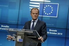 Chủ tịch Hội đồng châu Âu (EC) Donald Tusk tại cuộc họp báo ở Brussels, Bỉ. (Ảnh: AFP/TTXVN)