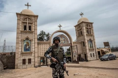 Lực lượng an ninh Ai Cập gác tại thủ đô Cairo. (Ảnh: AFP/TTXVN)