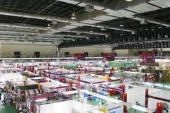 Một góc khu gian hàng Việt Nam tại Hội chợ thương mại Việt-Lào 2019 ở Vientiane. (Ảnh minh họa: Xuân Tú/TTXVN)