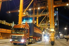 [Video] Cảng Hải Phòng đón mã hàng đầu tiên của năm 2019