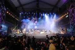 Quang cảnh đêm diễn bế mạc lễ hội. (Ảnh: Thanh Vũ/TTXVN)